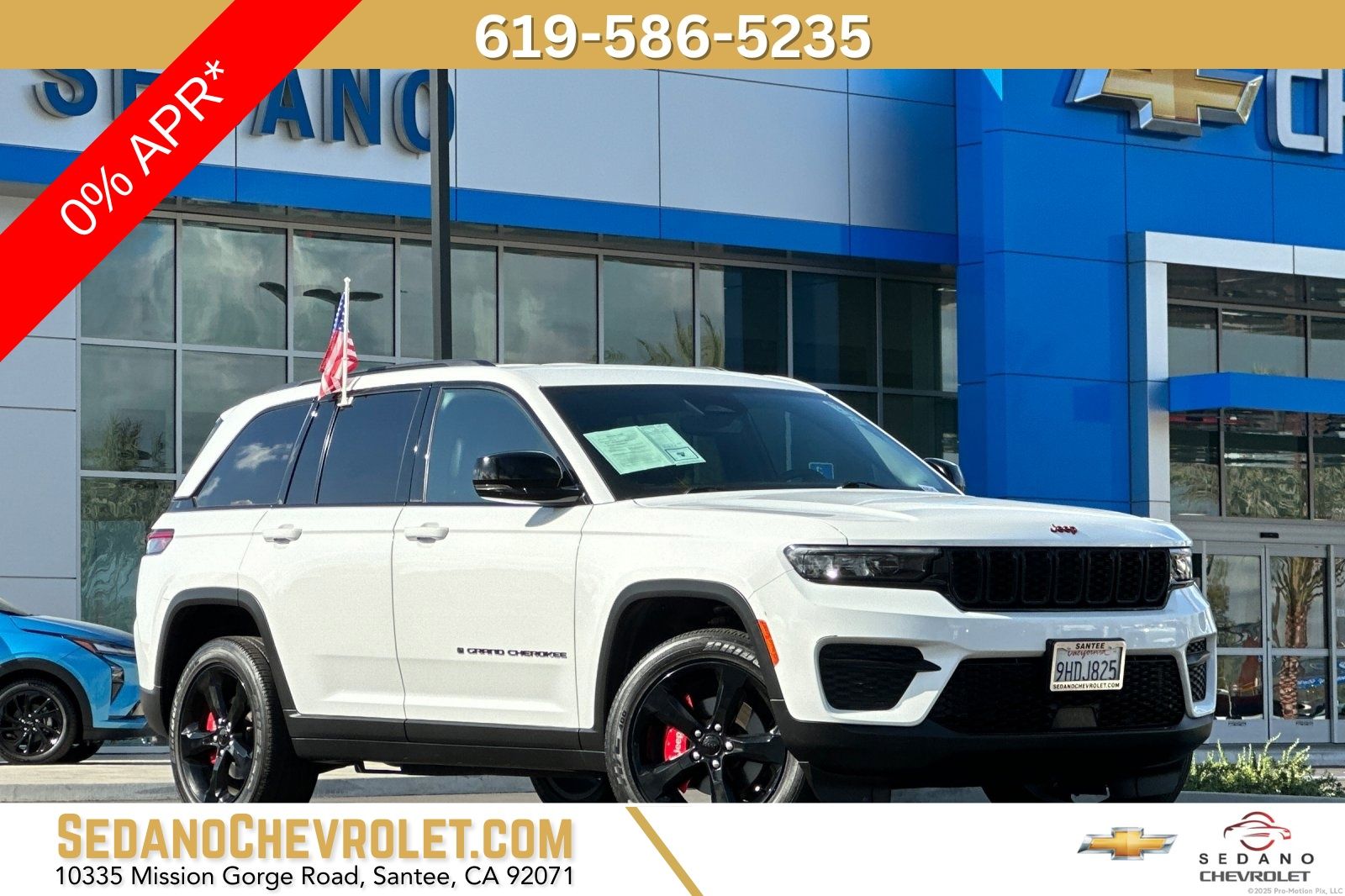 Bright White Clearcoat 2023 Jeep Grand Cherokee Altitude 4WD SUV / Crossover Four-Wheel Drive 8-Speed Automatic