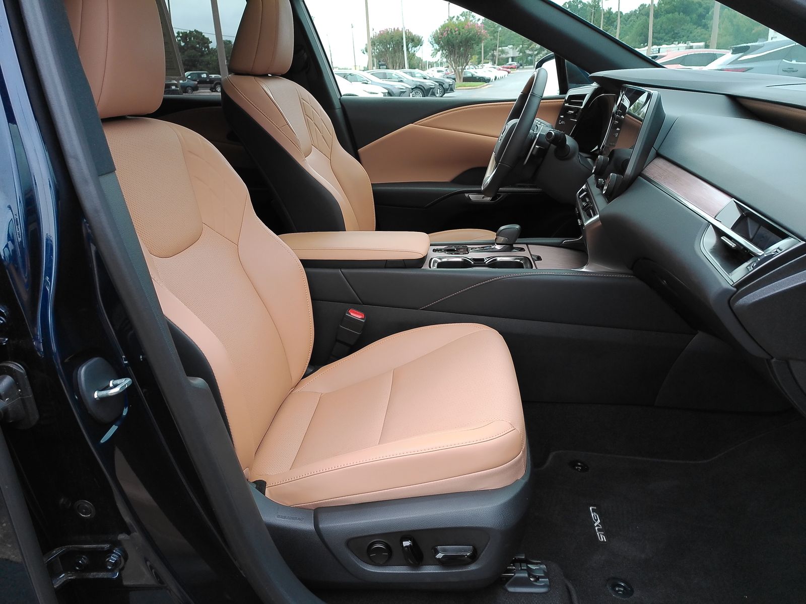 Used 2026  Lexus 350 Premium image 32
