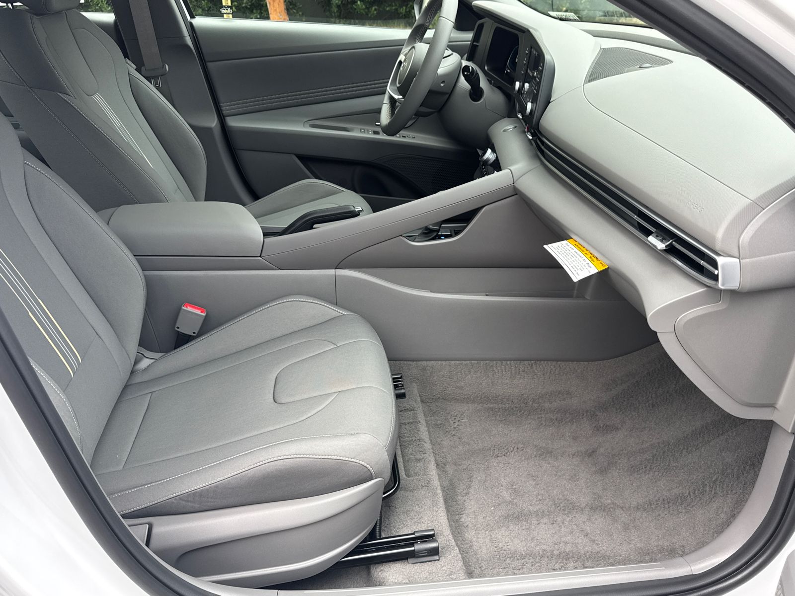 New 2026 White Hyundai SEL Sport image 14