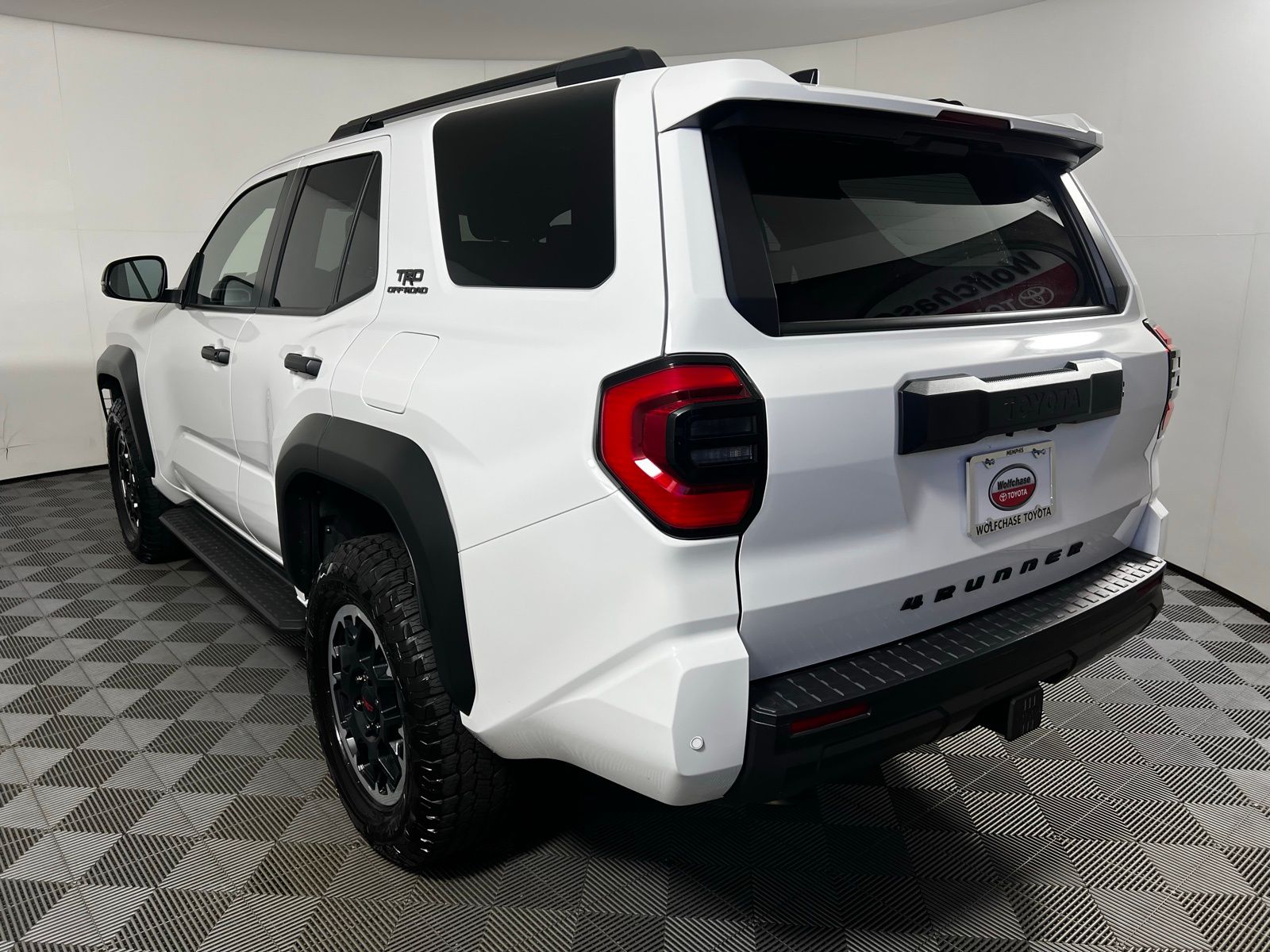 Thumbnail: 2025 Toyota 4Runner - 7