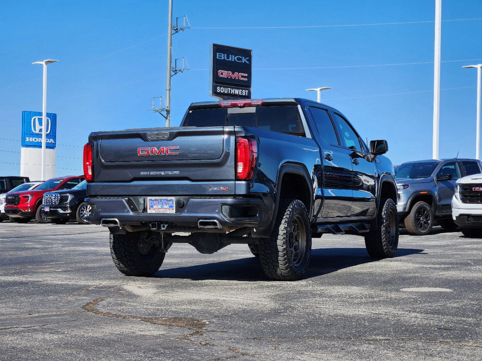 2021 GMC Sierra 1500 AT4 5