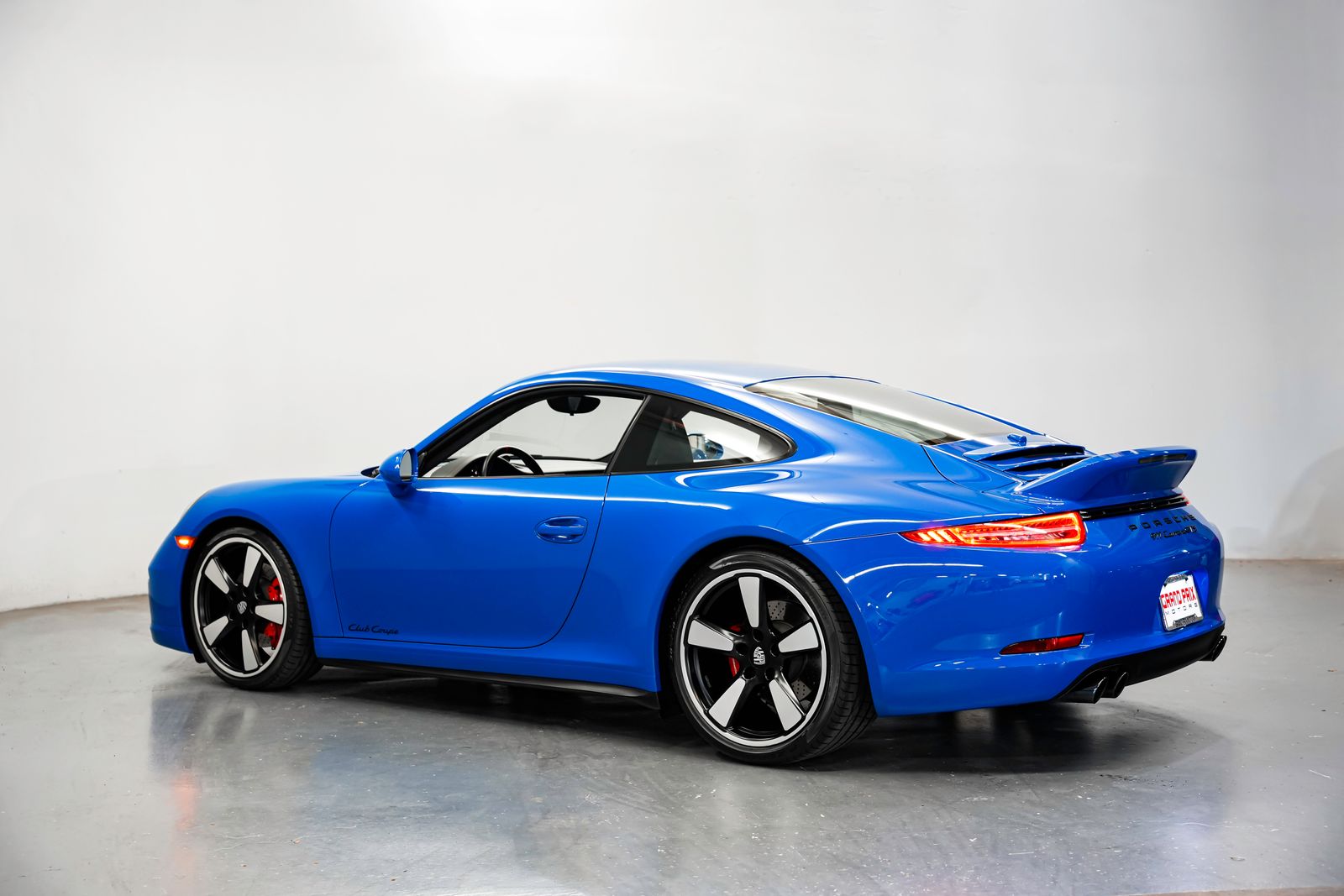 2016 Porsche 911 Carrera GTS — photo 8