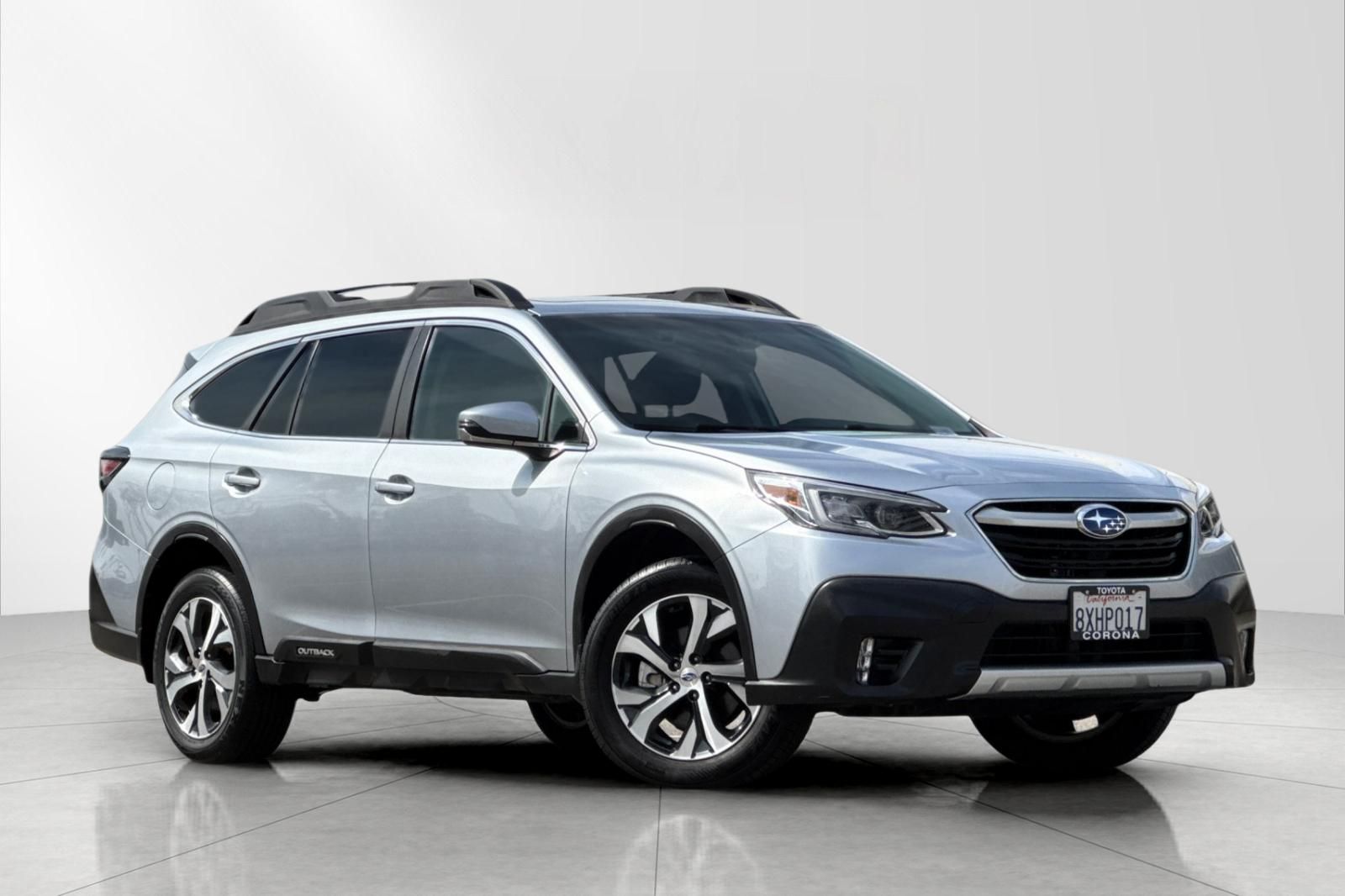 Ice Silver Metallic 2022 Subaru Outback Limited XT Crossover AWD SUV / Crossover All-Wheel Drive Continuously Variable Transmission