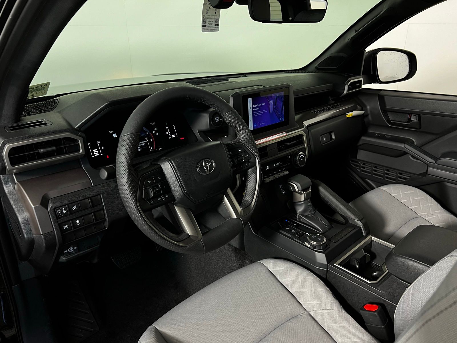 2025 Toyota Tacoma SR5 9