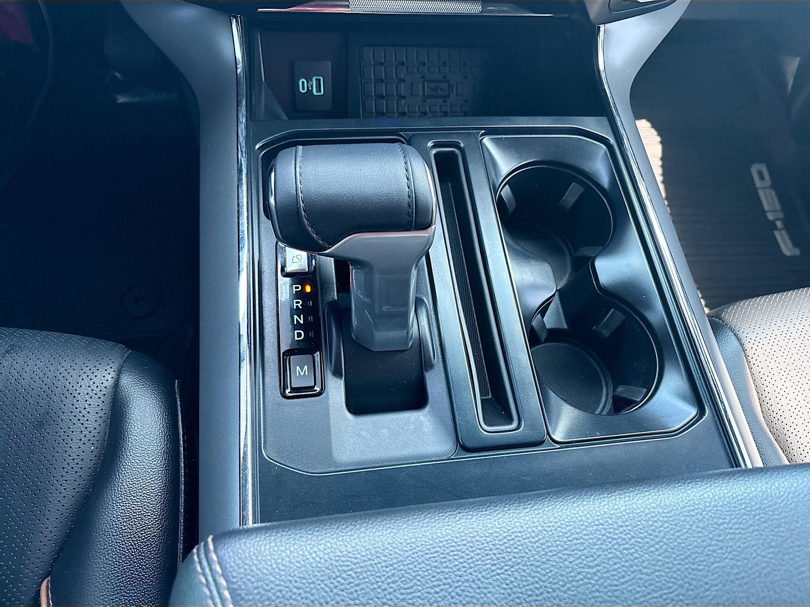 Used 2024 Gray Ford Lariat image 17