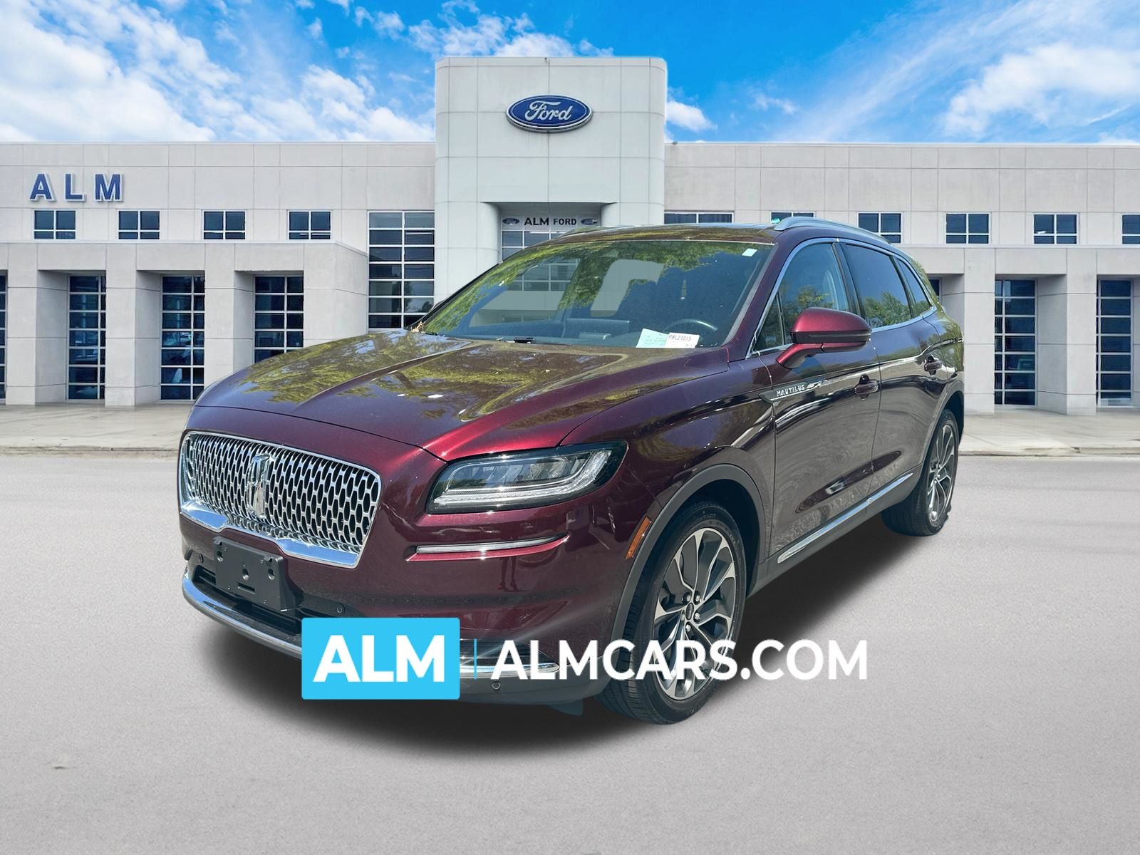 2023 Lincoln Nautilus Reserve AWD's photo