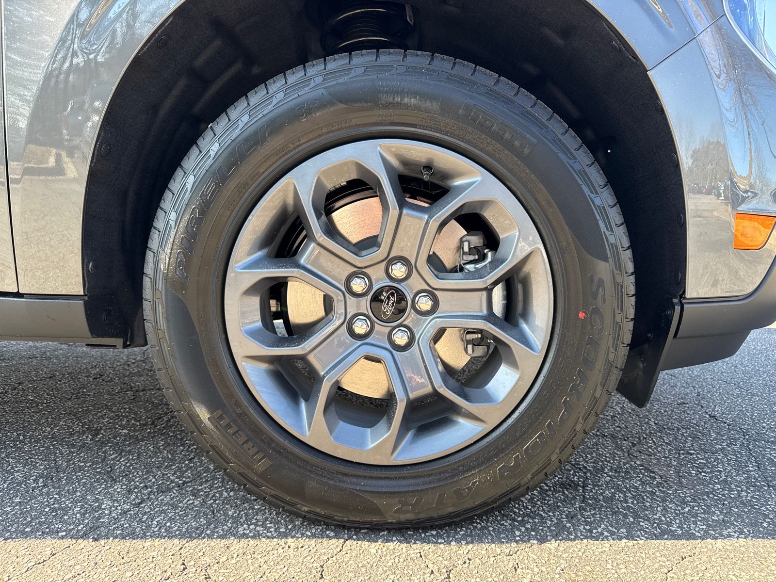 New 2026 Carbonized Gray Metallic Ford XLT image 13