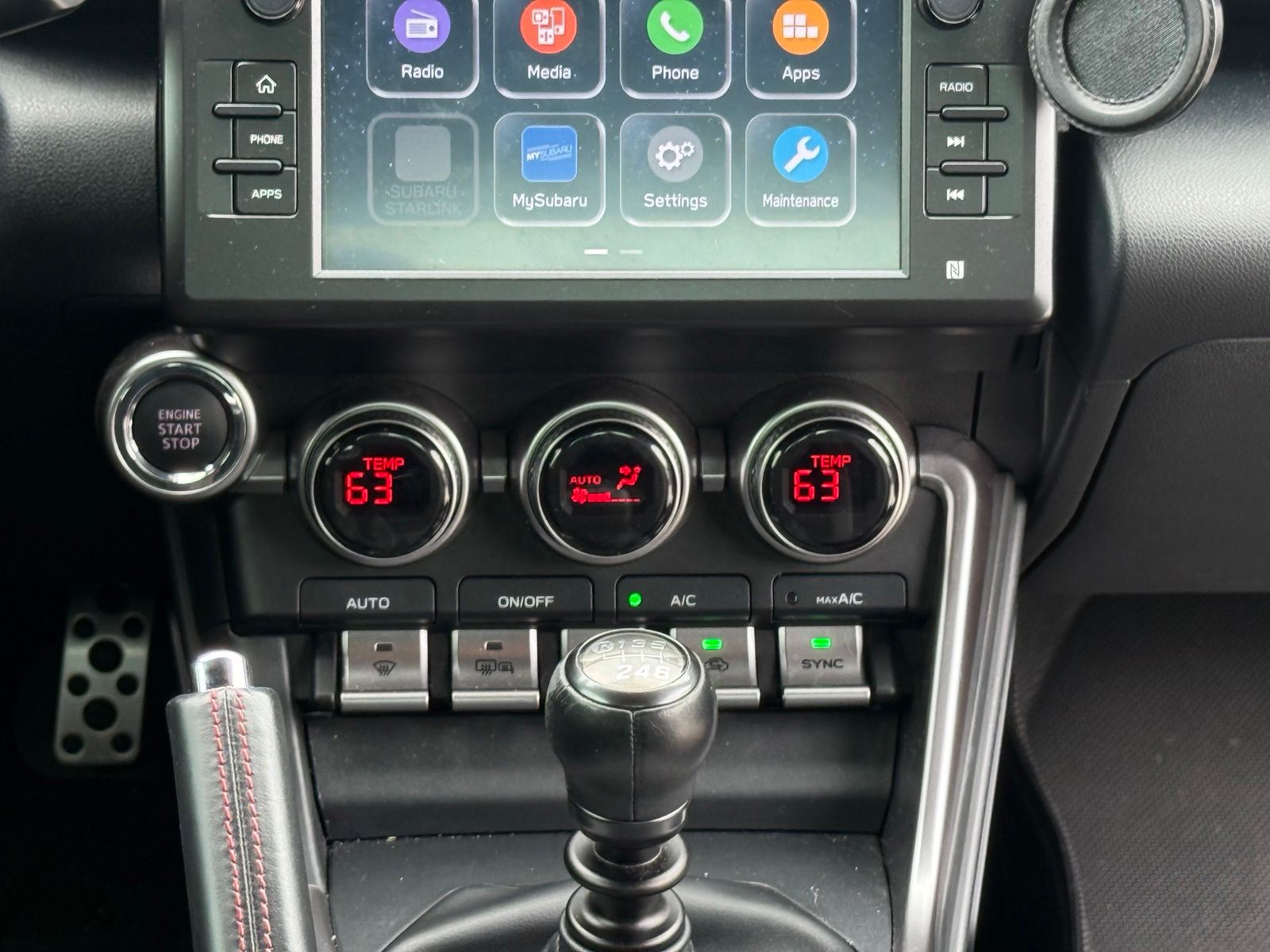 Used 2022 Silver Subaru Limited image 22