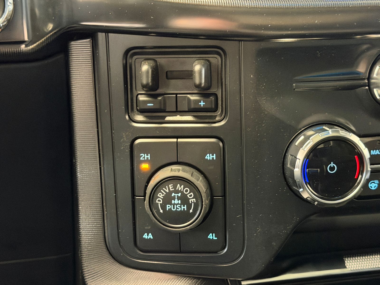 New 2026 Avalanche Ford Platinum image 29