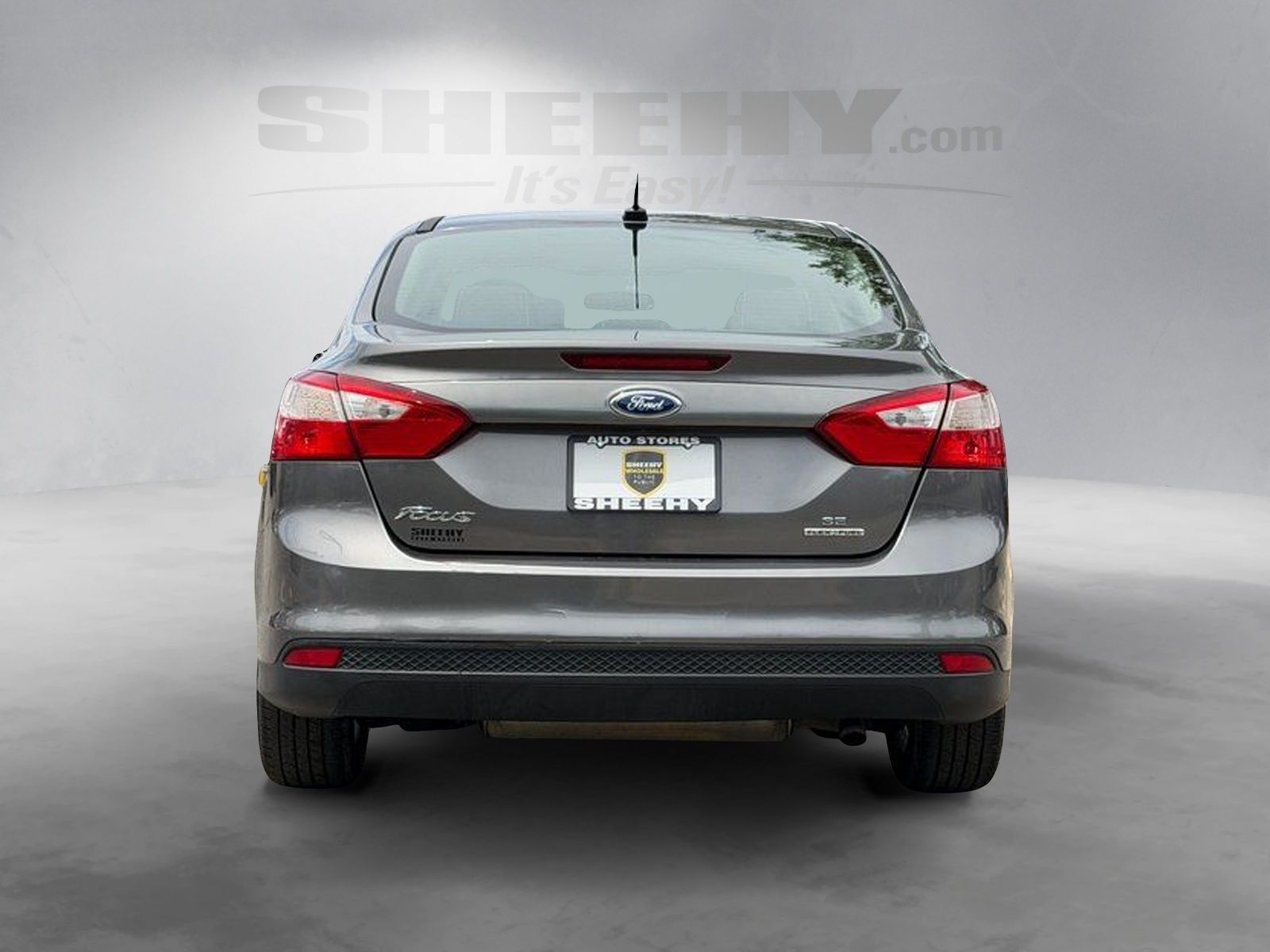 Used 2014 Sterling Gray Metallic Ford SE image 14