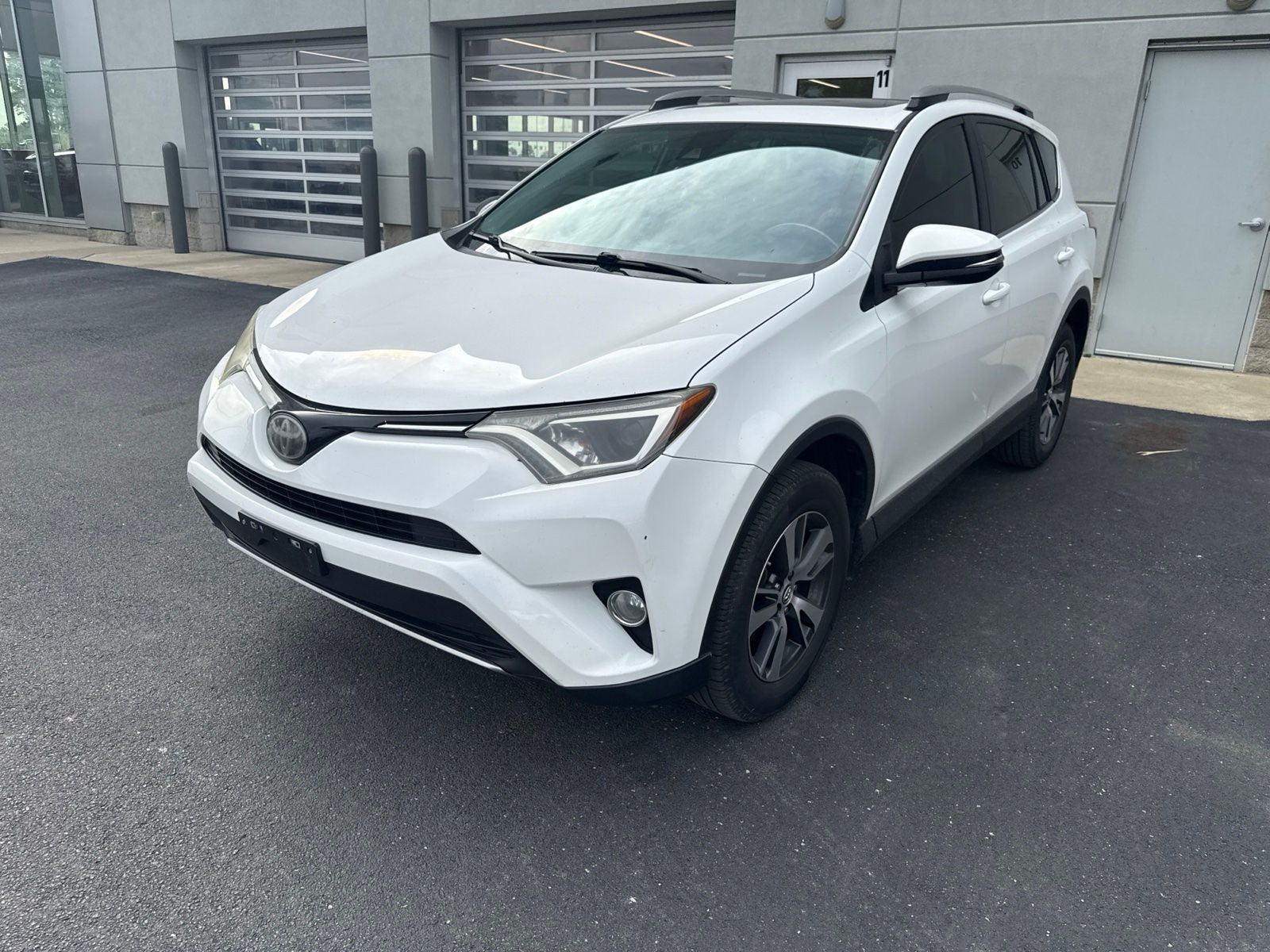2017 Toyota RAV4 XLE