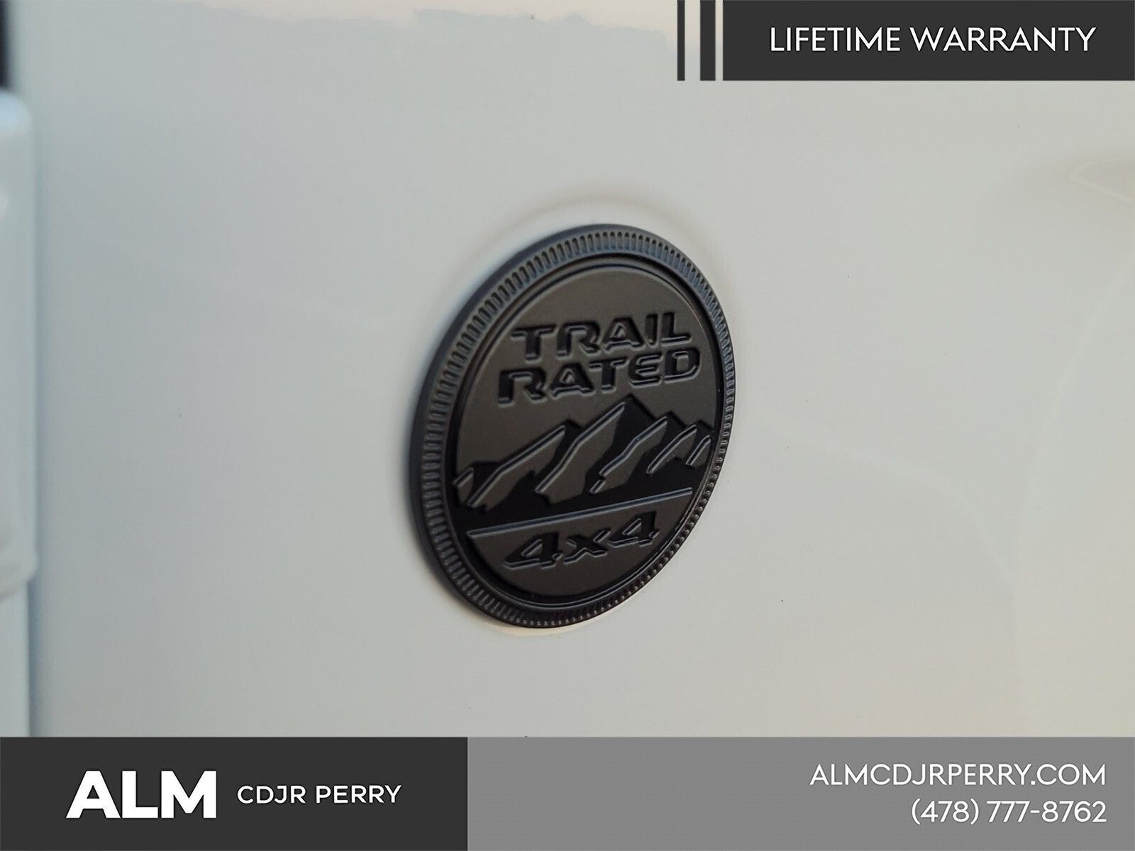 New 2026 Bright White Clear-Coat Exterior Paint Jeep Sport image 14