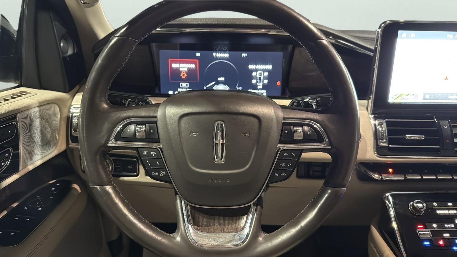 Used Car 2021 Lincoln Navigator  Reserve For Sale Under $50,000 In Austin, Texas