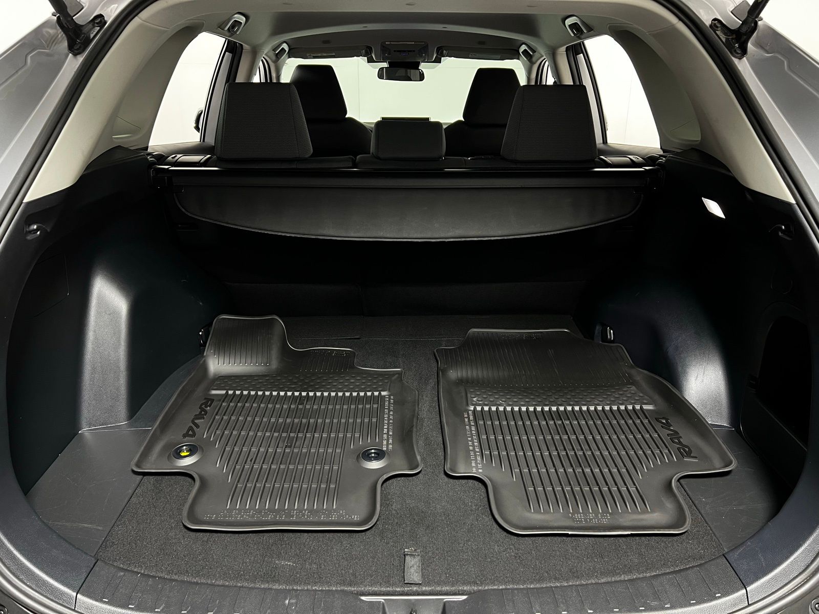 Thumbnail: 2025 Toyota RAV4 - 24