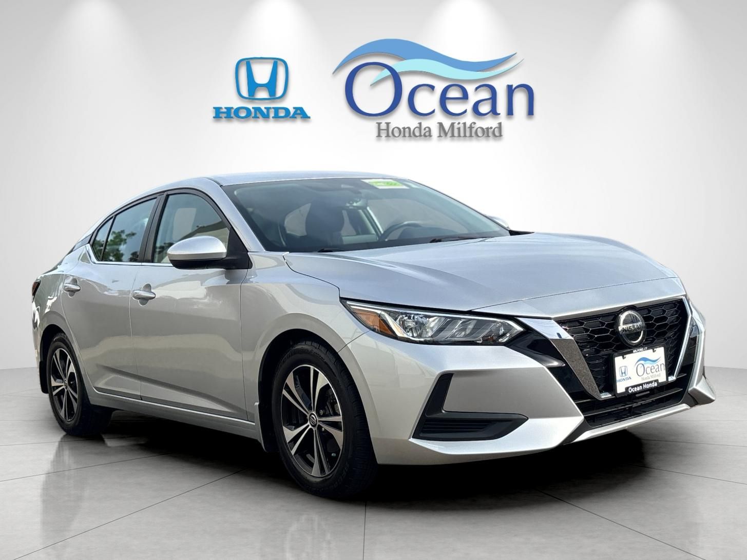 Brilliant Silver Metallic 2021 Nissan Sentra SV FWD Sedan Front-Wheel Drive Continuously Variable Transmission