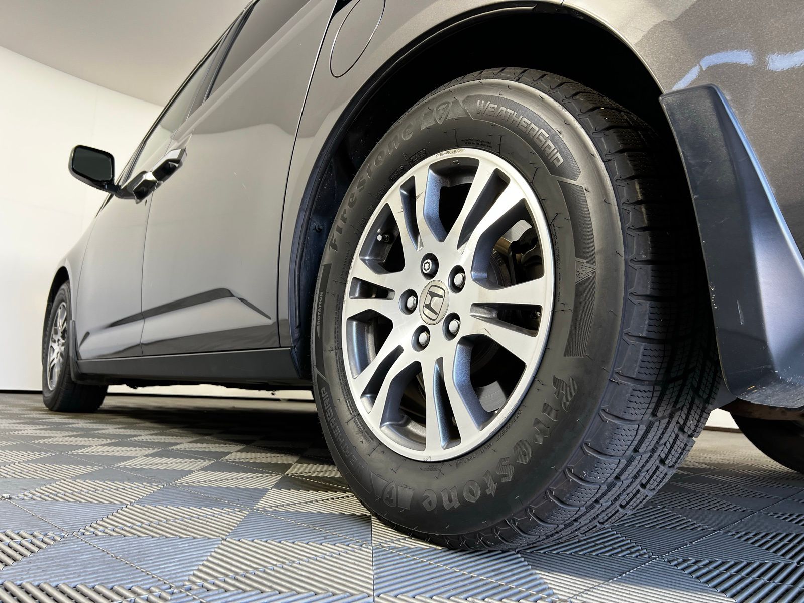 Thumbnail: 2012 Honda Odyssey - 6