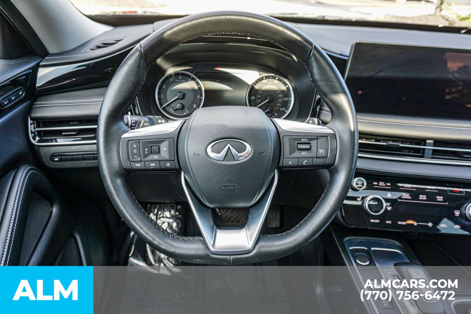 Used 2025 Black INFINITI PURE image 30