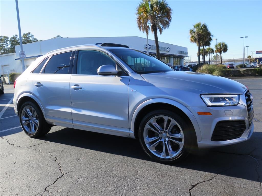 Audi Q3 2.0T quattro Prestige