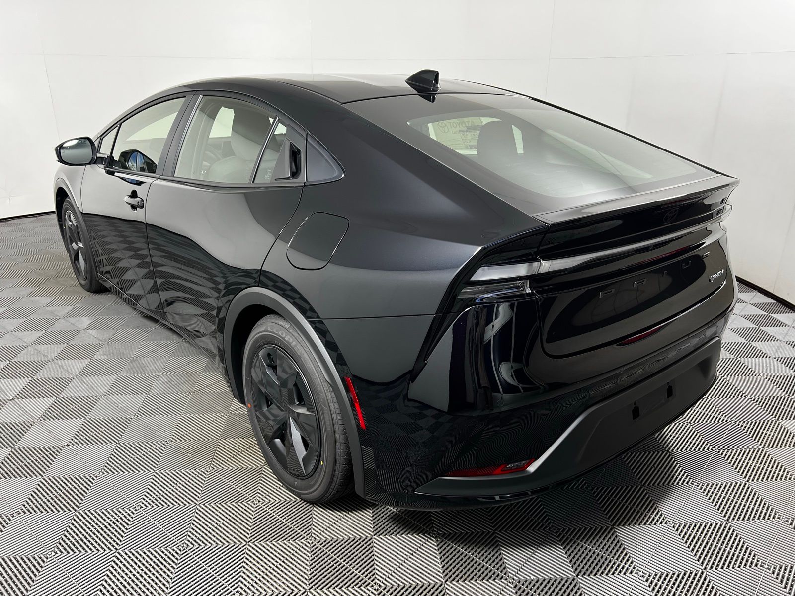 Thumbnail: 2026 Toyota Prius - 7