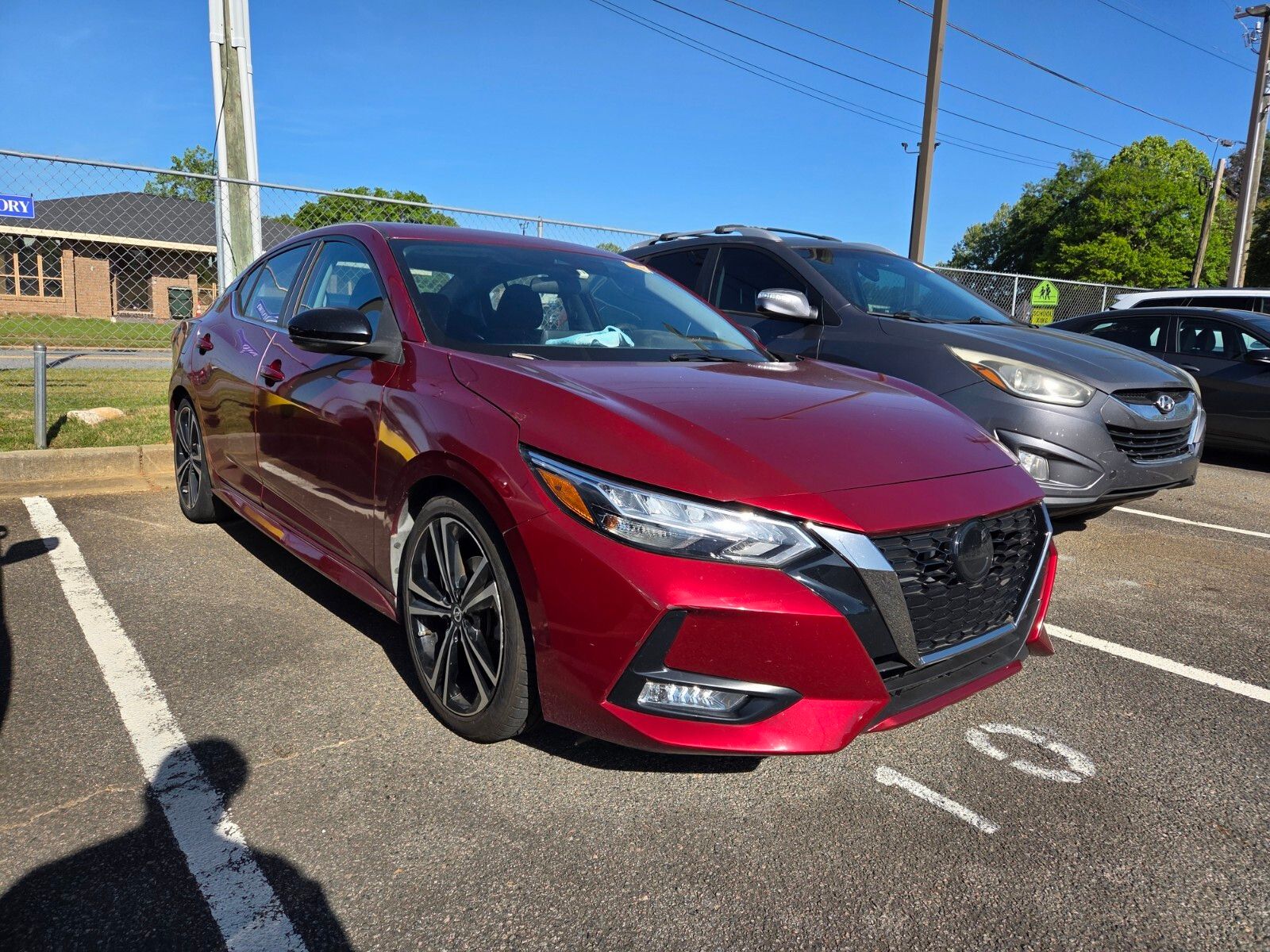 Red (Scarlet Ember Tintcoat) 2021 Nissan Sentra SR FWD Sedan Front-Wheel Drive Continuously Variable Transmission