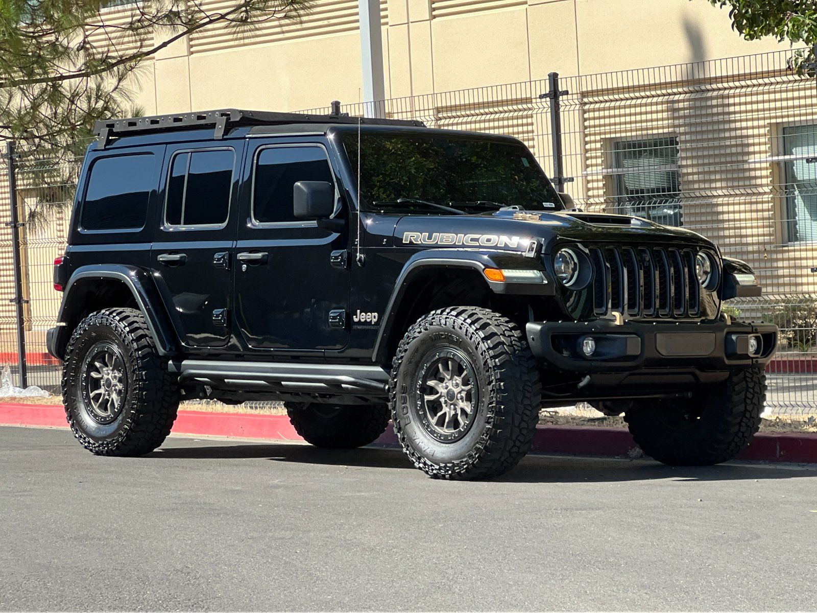 2023 Jeep Wrangler Rubicon 392 — full photo 7 of 28
