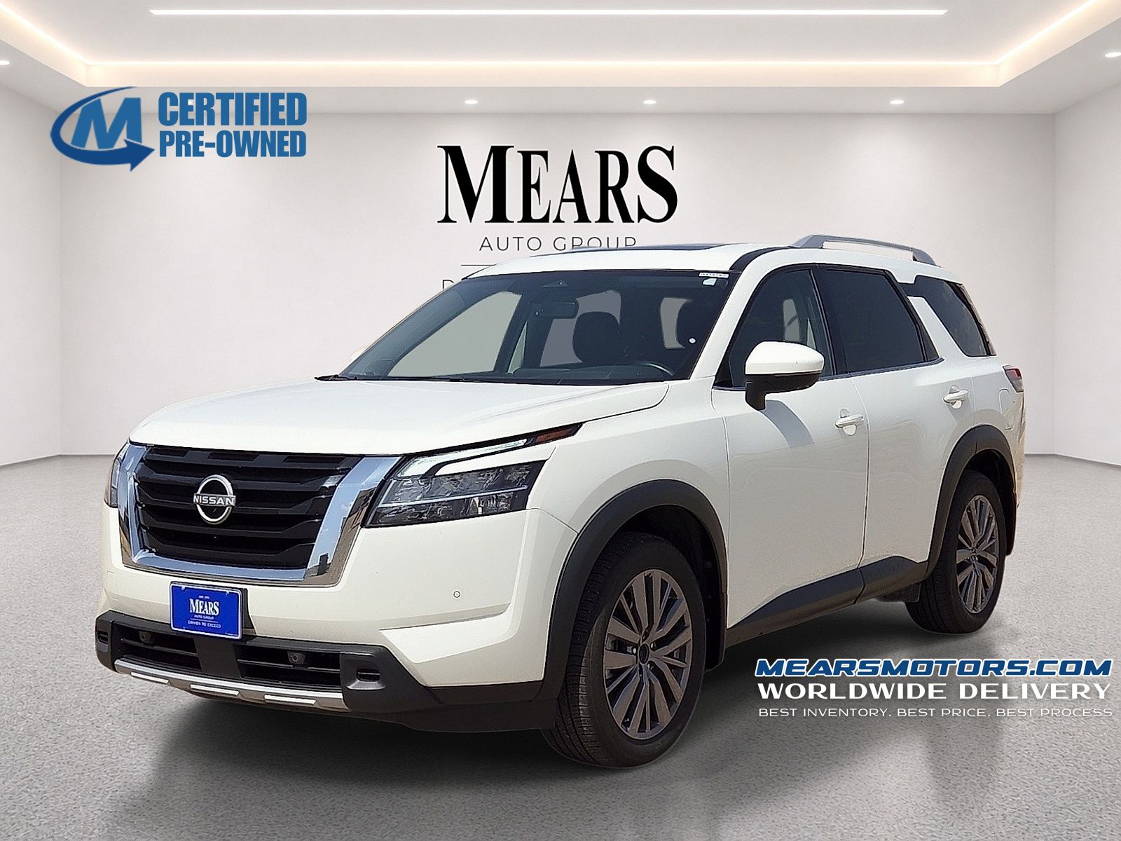 Pearl White Tricoat 2024 Nissan Pathfinder SUV / Crossover Front-Wheel Drive 9-Speed Automatic