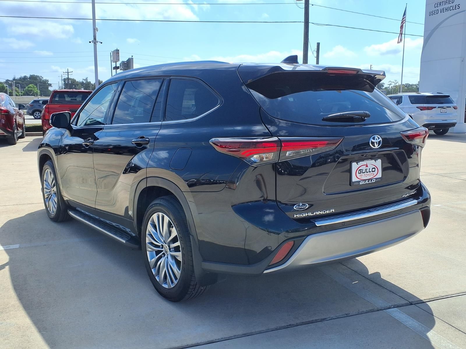 2024 Toyota Highlander Platinum Black at Toyota of Victoria