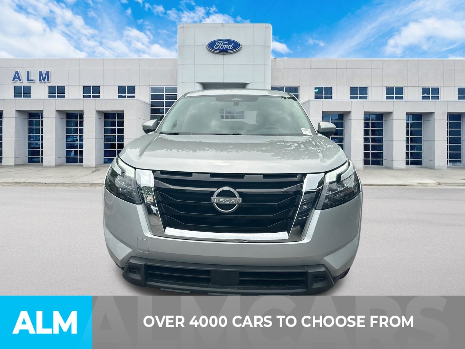 Used 2025 Silver Nissan SV image 2