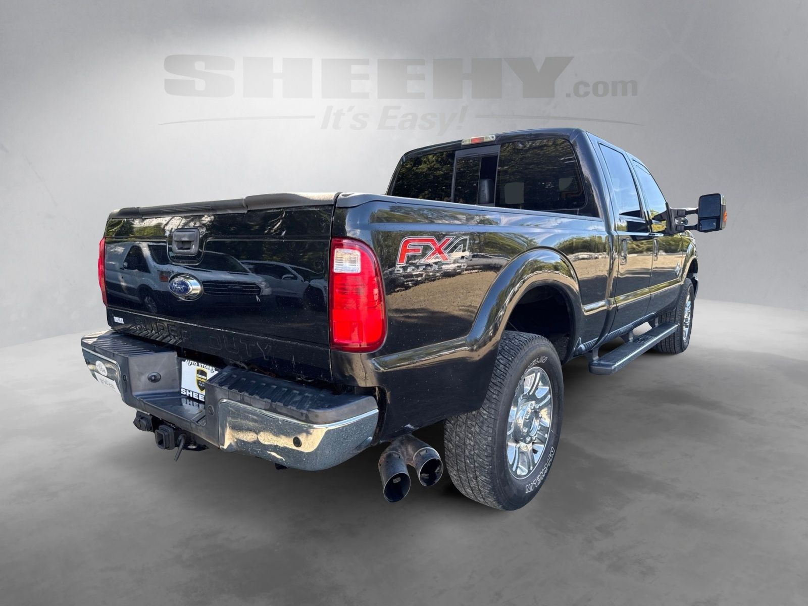 Used 2015 Tuxedo Black Metallic Ford Lariat image 12