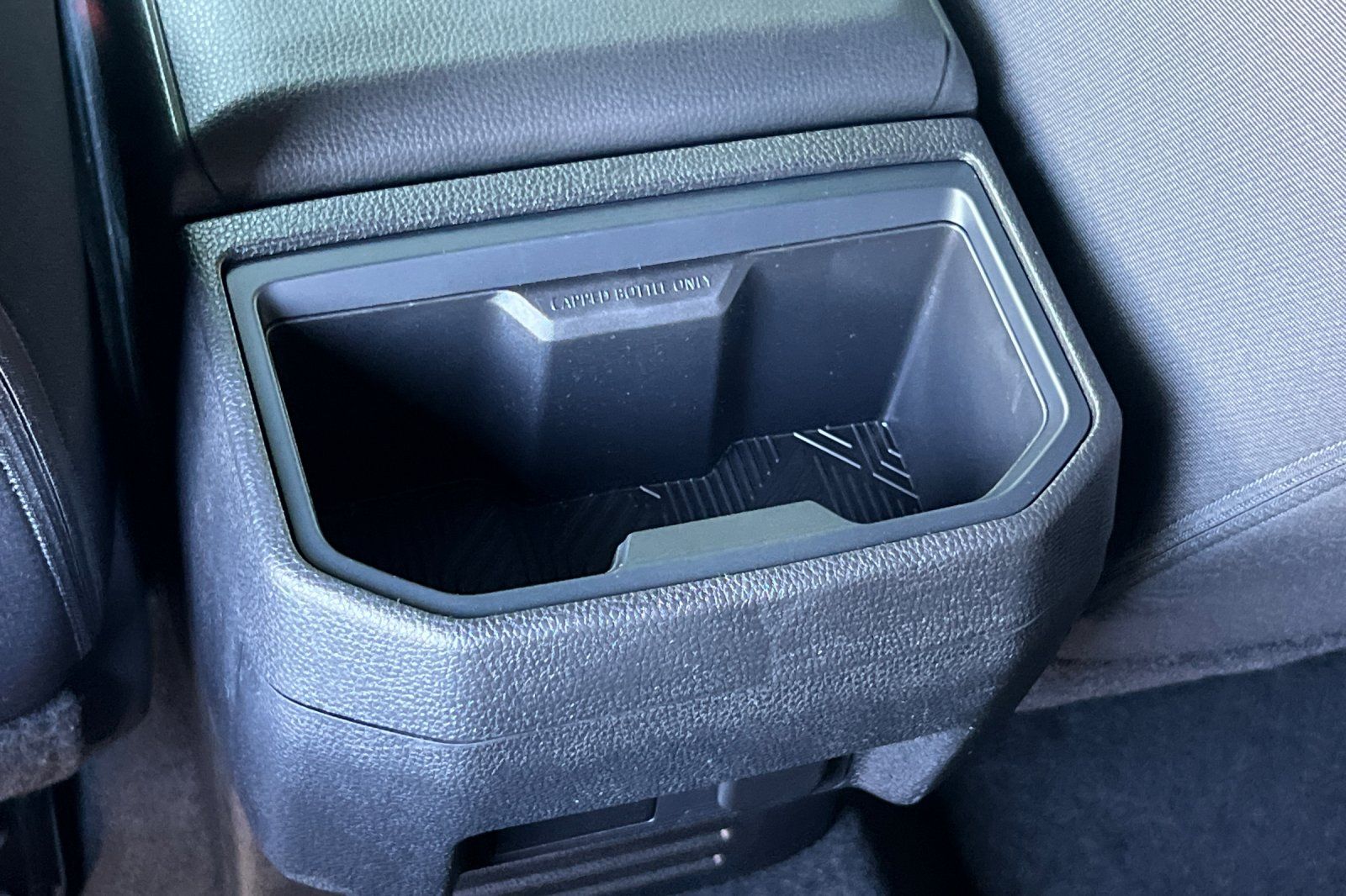 2025 Toyota Tacoma SR5 - Photo 15