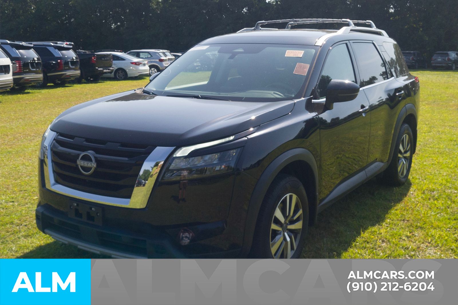 Used 2025 Super Black Nissan SL image 23