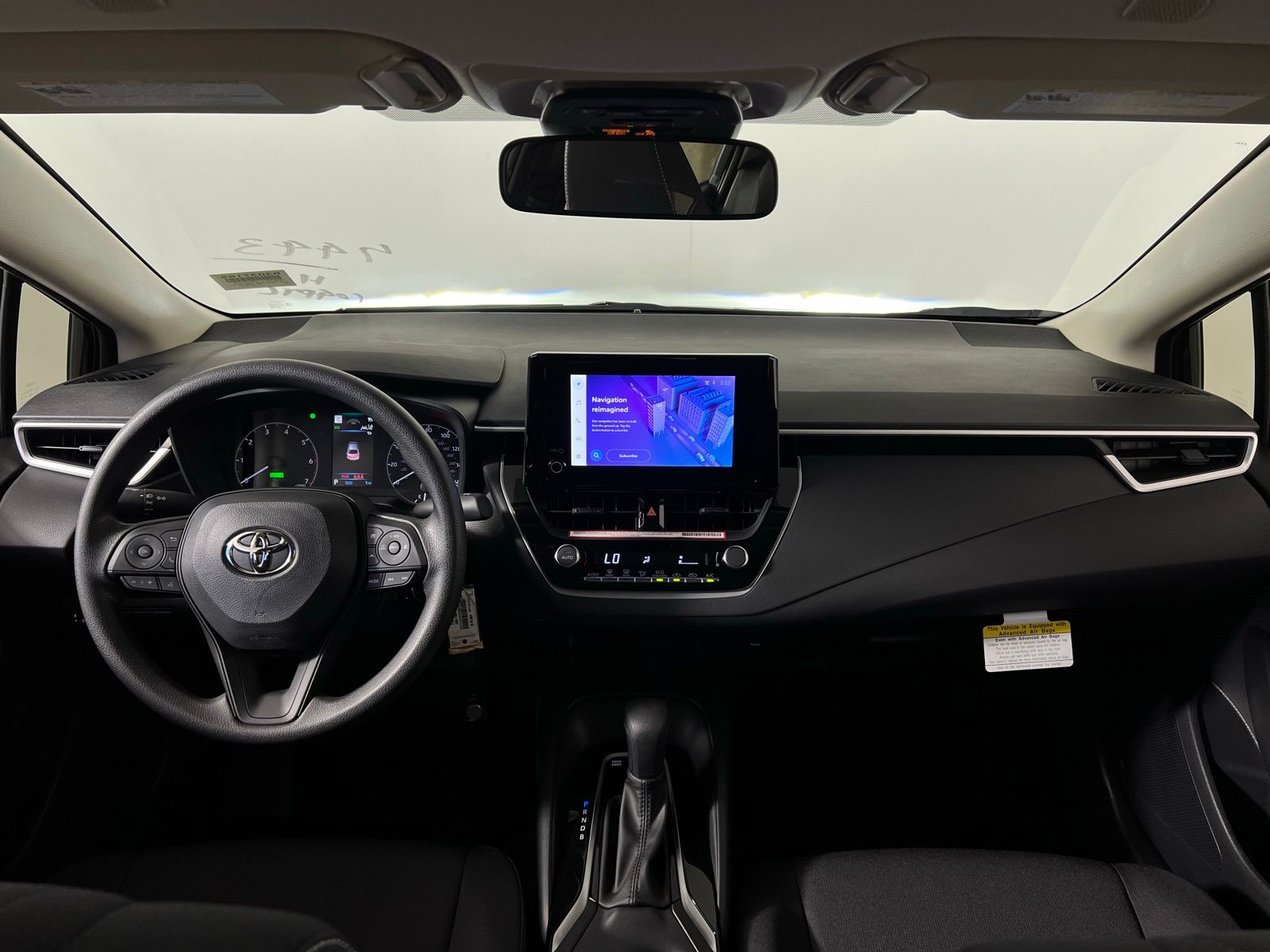 2025 Toyota Corolla LE 16