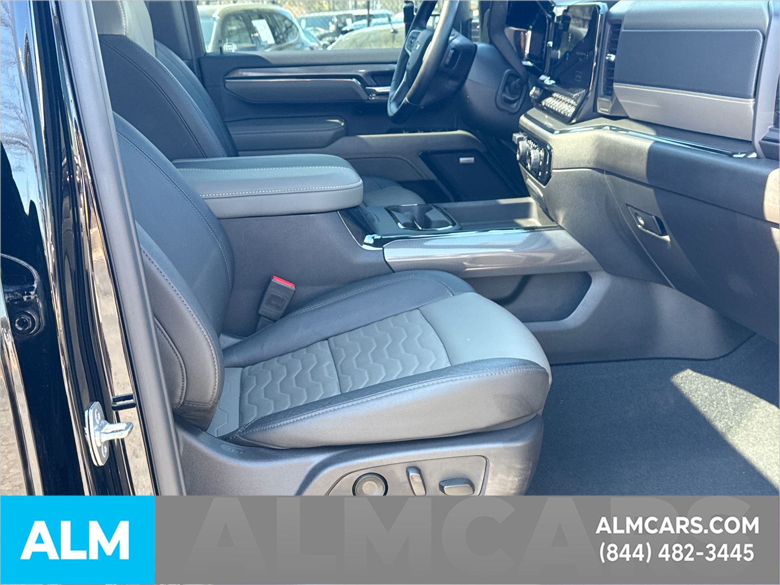 Used 2025 Black Chevrolet ZR2 image 17