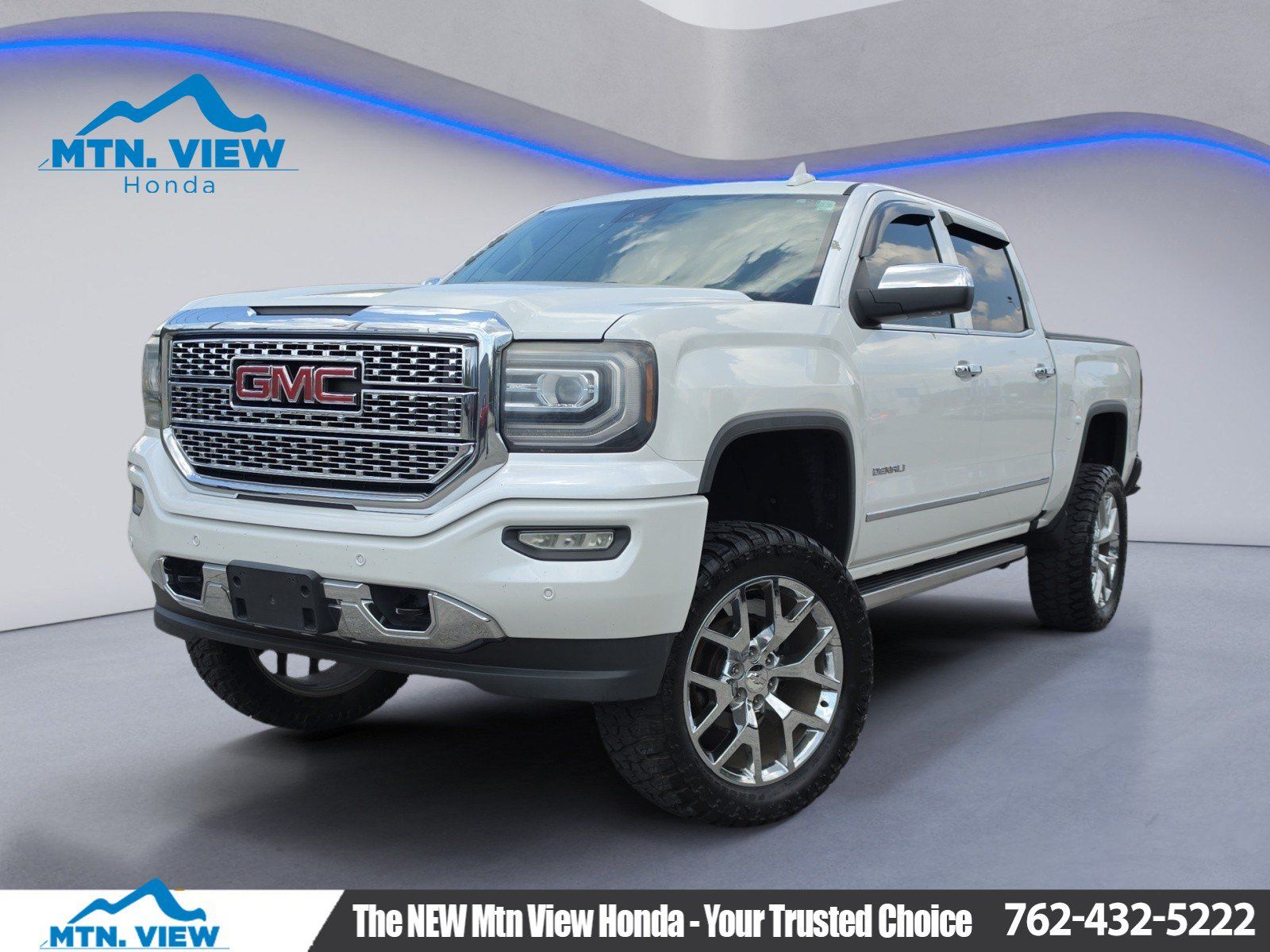 White Frost Tricoat 2016 GMC Sierra 1500 Pickup Truck Four-Wheel Drive 8-Speed Automatic Overdrive
