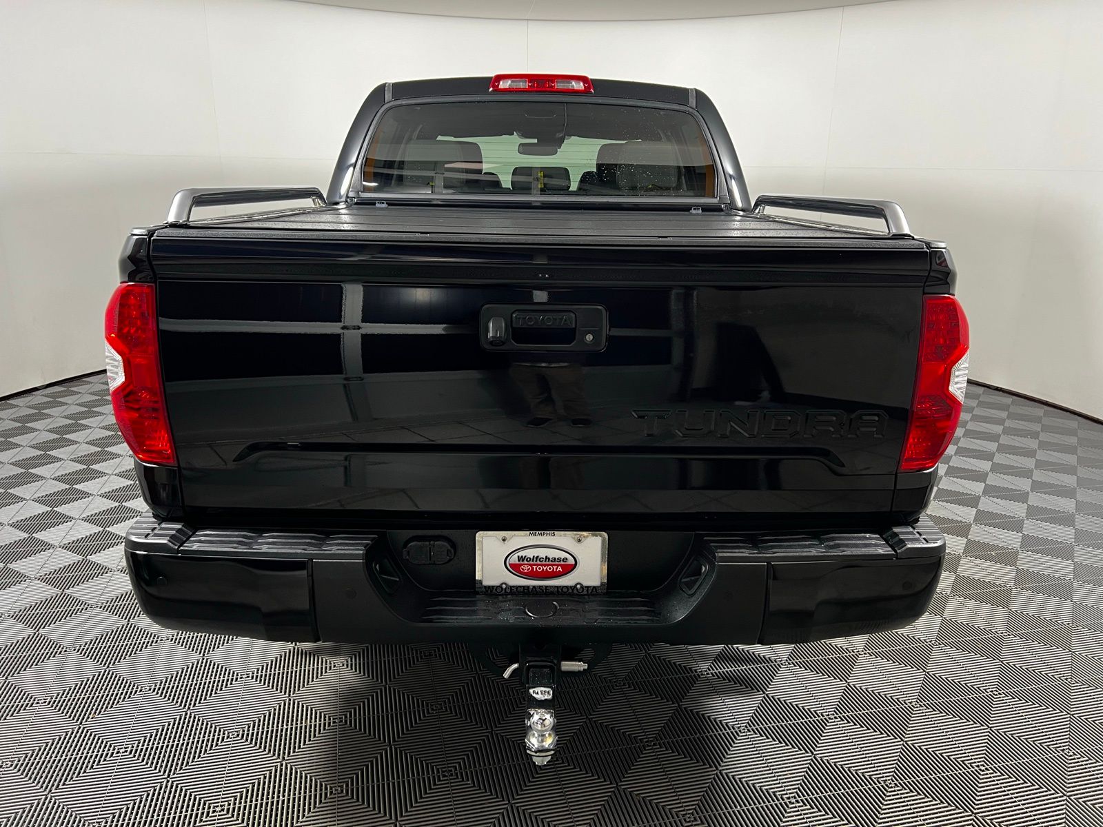 Thumbnail: 2019 Toyota Tundra - 6