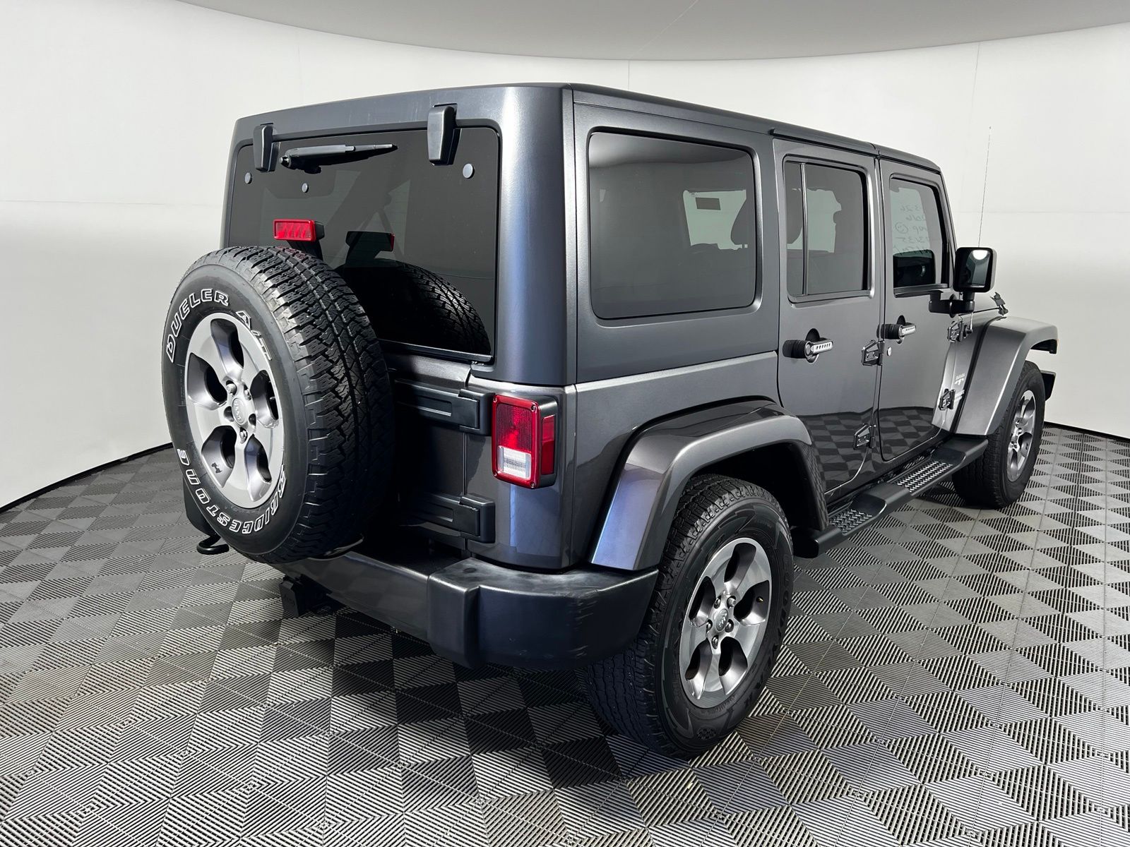 Thumbnail: 2016 Jeep Wrangler - 5