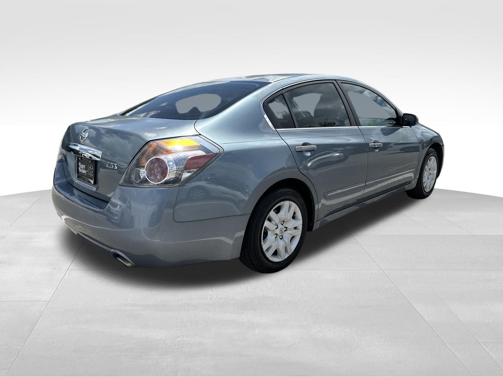 Used Car 2010 Nissan Altima  2.5 S For Sale Under $10,000 In Austin, Texas