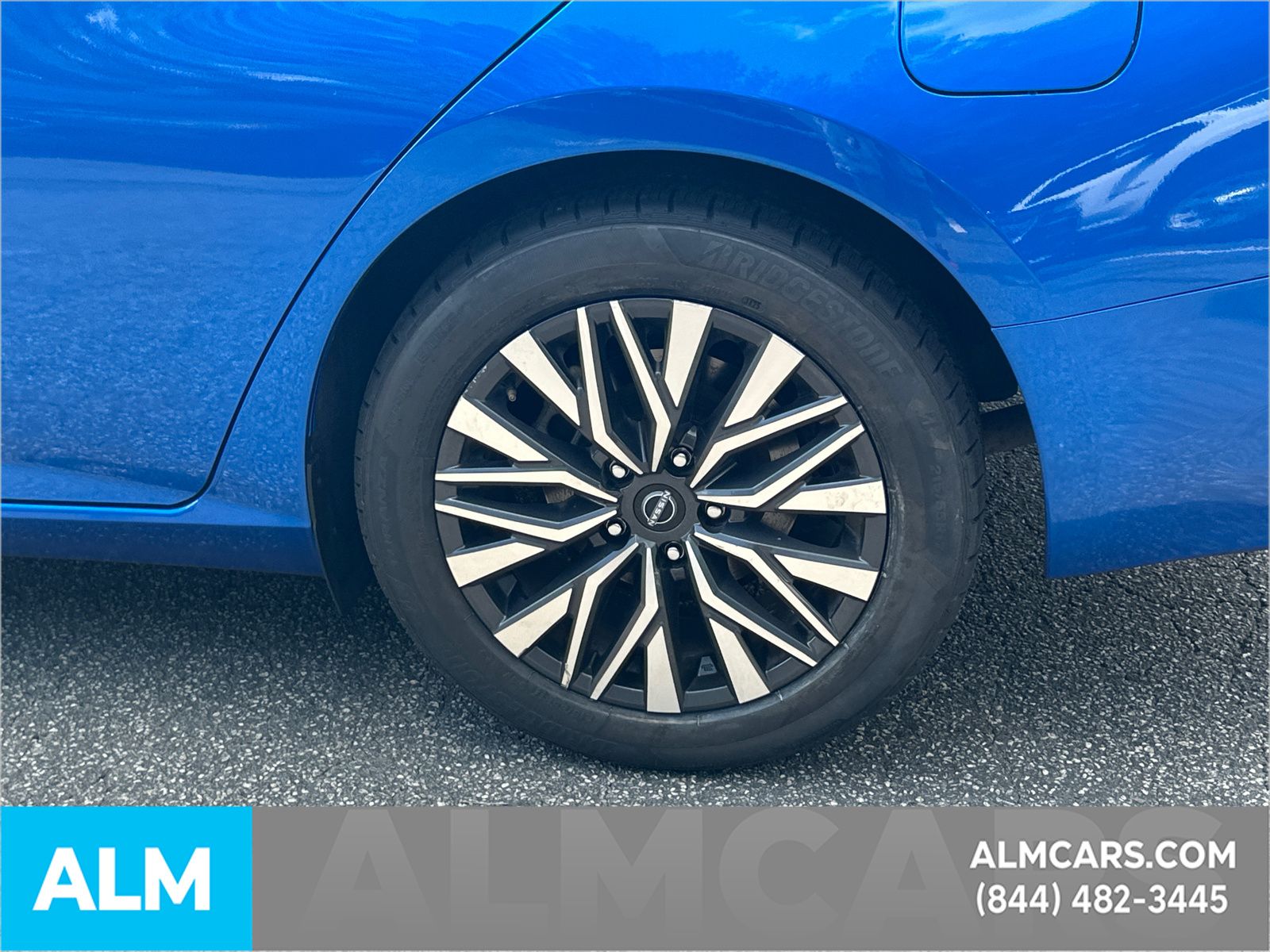 Used 2025 Blue Nissan 2.5 SV image 34