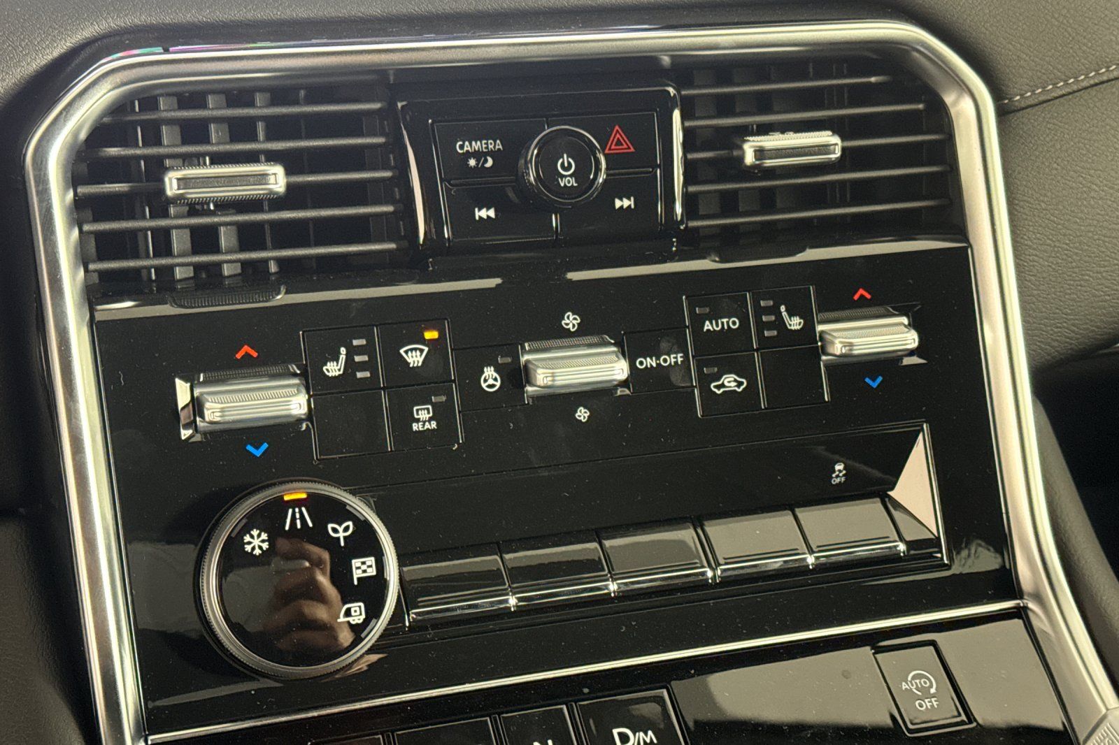 2026 Nissan Armada SL - Photo 19