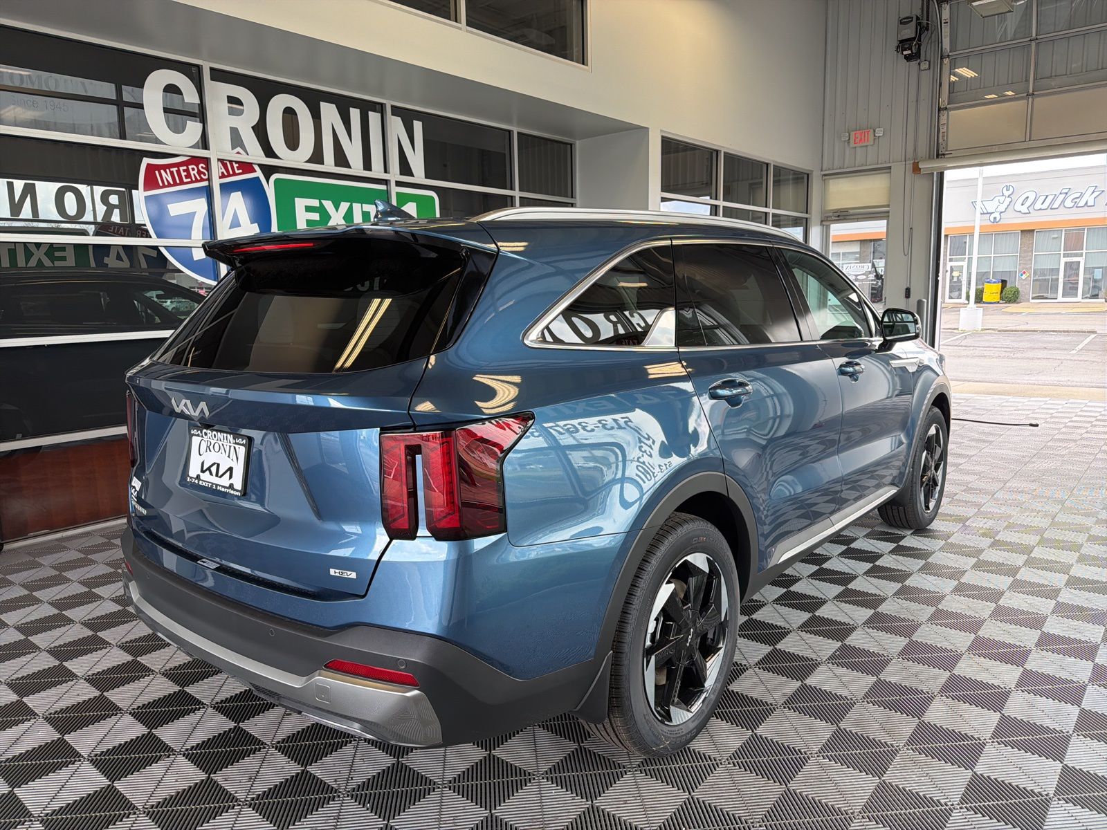 View vehicle photo 6