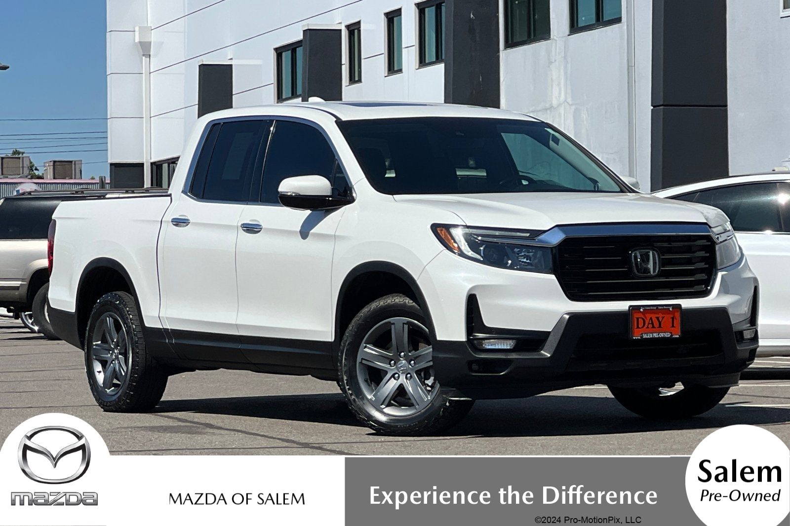 White 2022 Honda Ridgeline RTL-E AWD Pickup Truck All-Wheel Drive 9-Speed Automatic