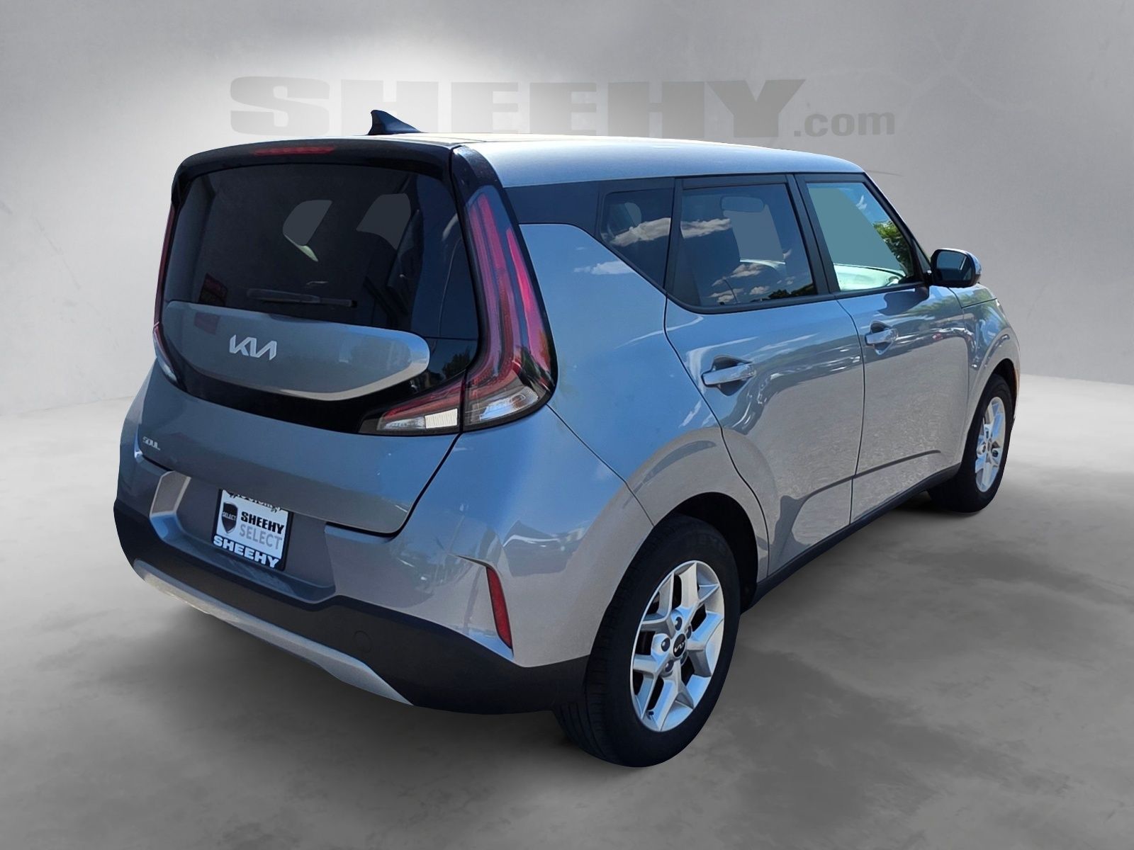 Used 2024 Gray Kia LX image 12