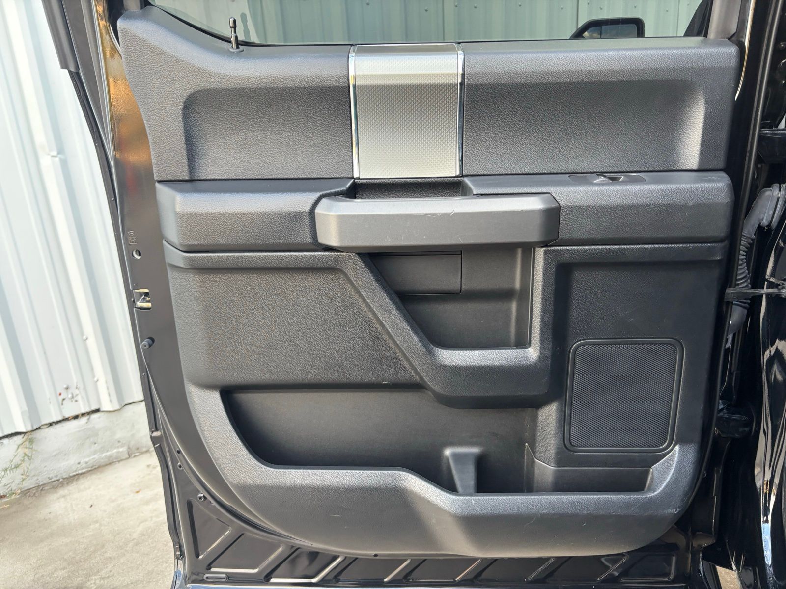 Used Car 2017 Ford F-150  Xlt For Sale Under $25,000 In Austin, Texas