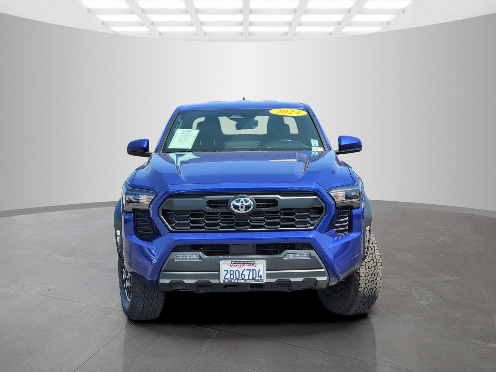 View vehicle photo 2