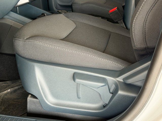 New 2026 Oxford White Ford XL image 17
