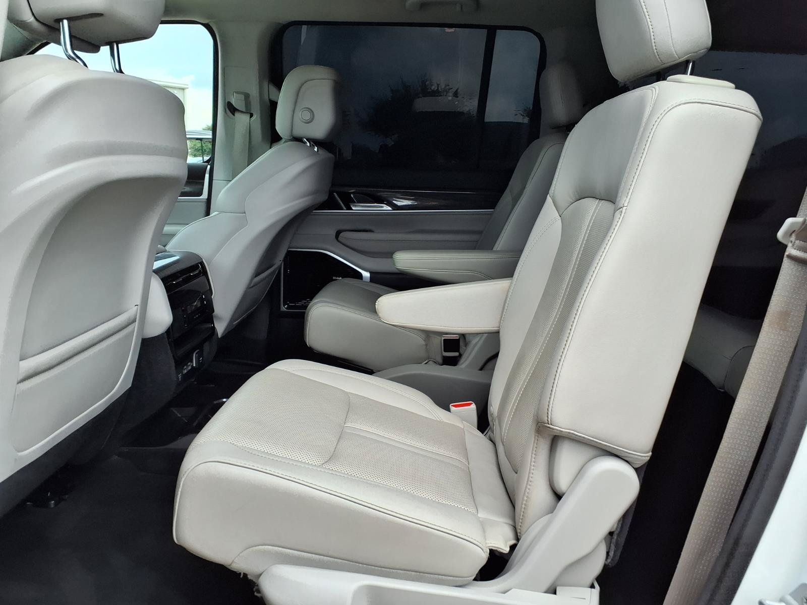 2022 Jeep Wagoneer Series III White at Bayshore Chrysler Jeep Dodge Ram