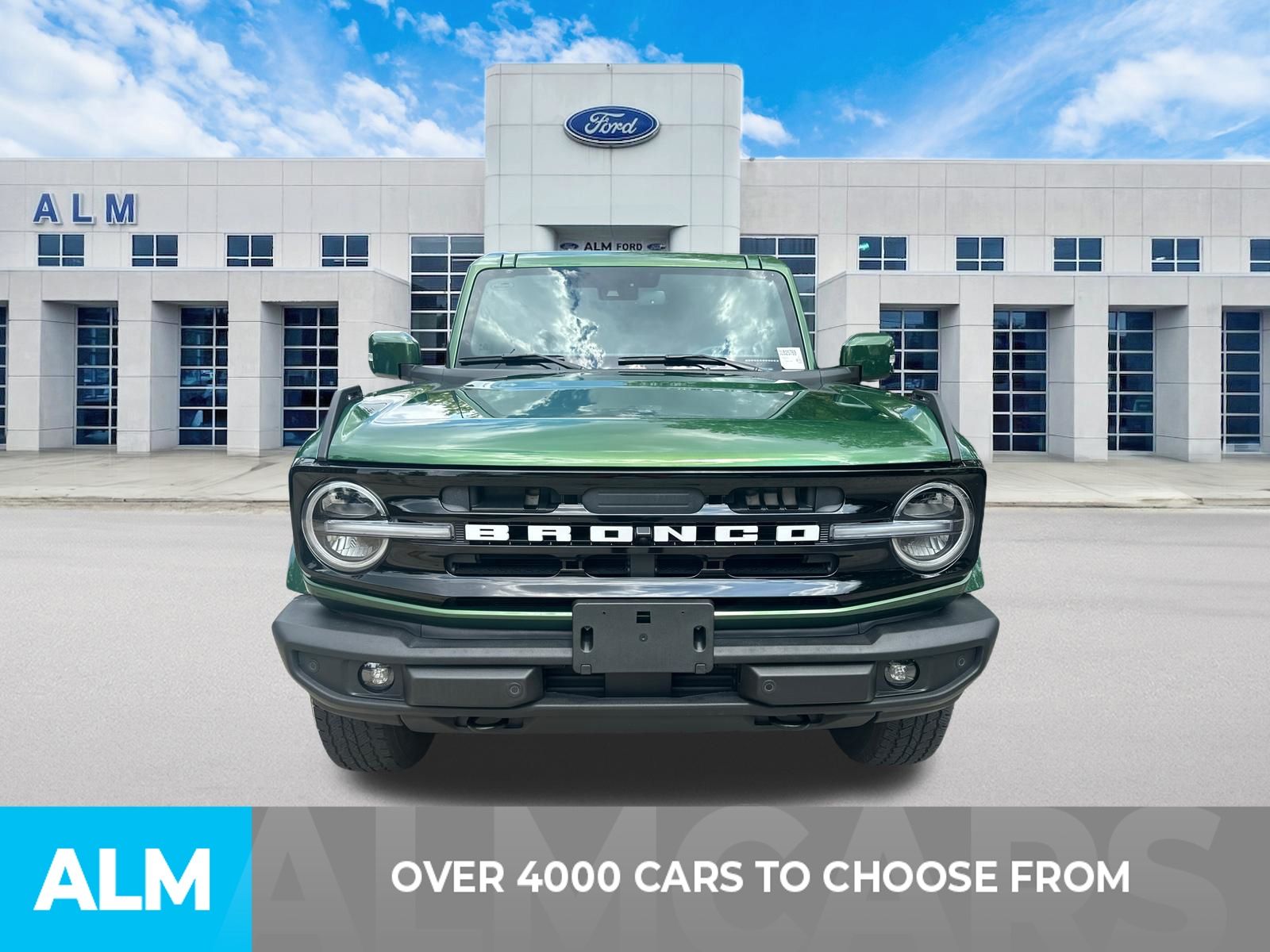 Certified Used 2025 Eruption Green Metallic Ford Outer Banks image 2