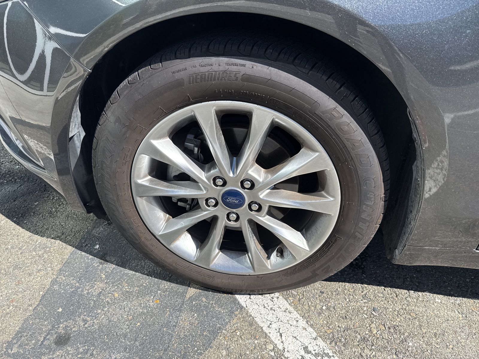 Used 2017 Gray Ford SE image 16