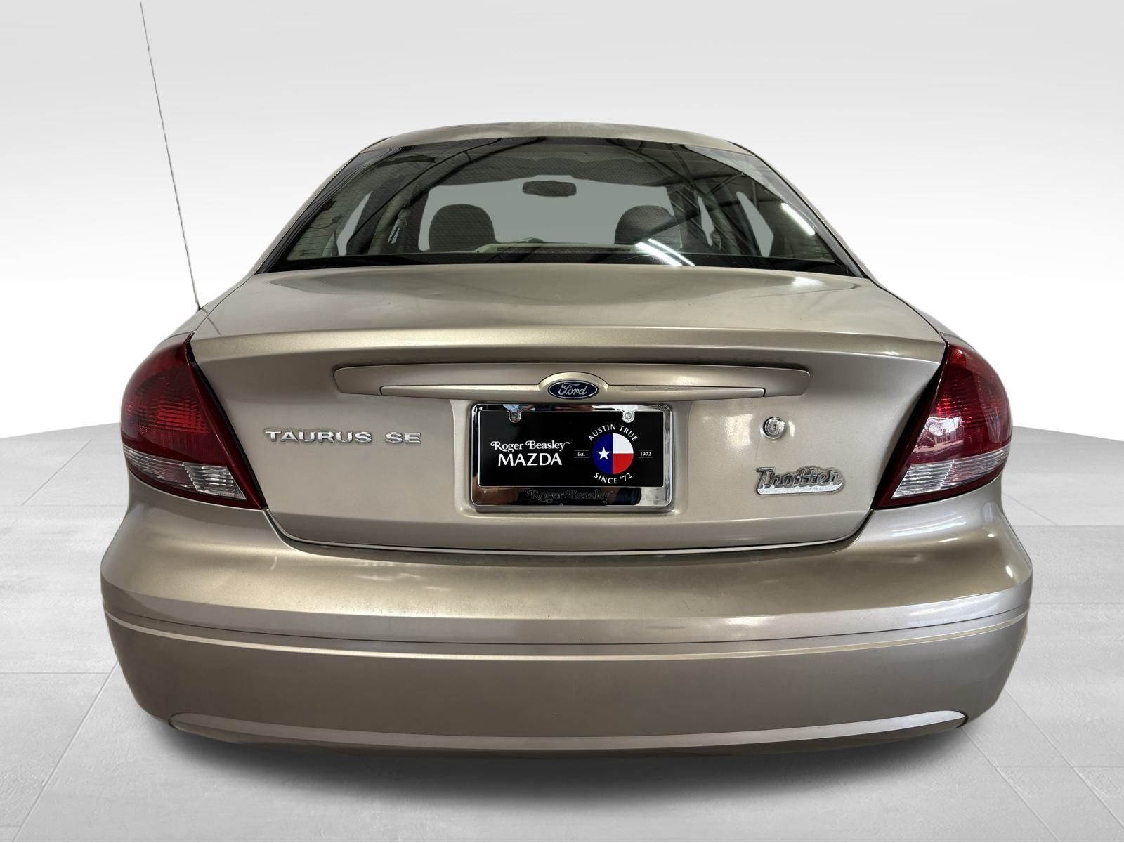 Used Car 2004 Ford Taurus  Se For Sale Under $10,000 In Austin, Texas
