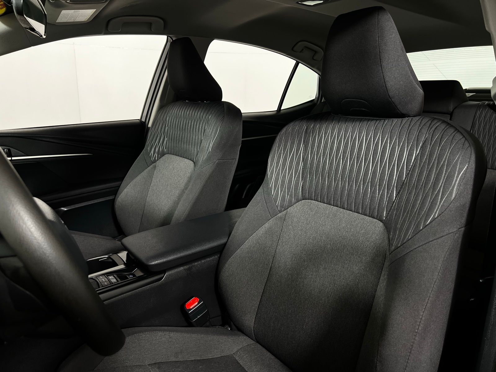 Thumbnail: 2025 Toyota Camry - 13